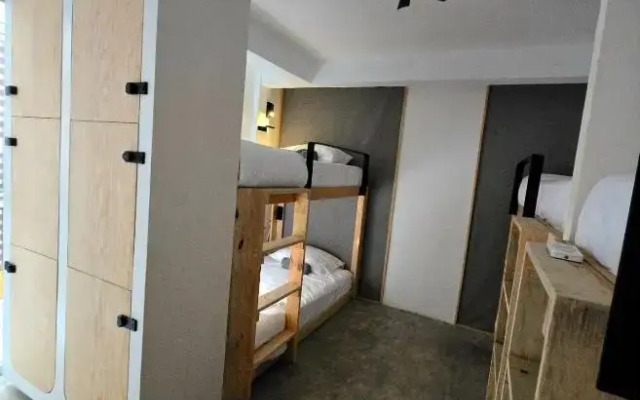 Hom Boutique Hostel