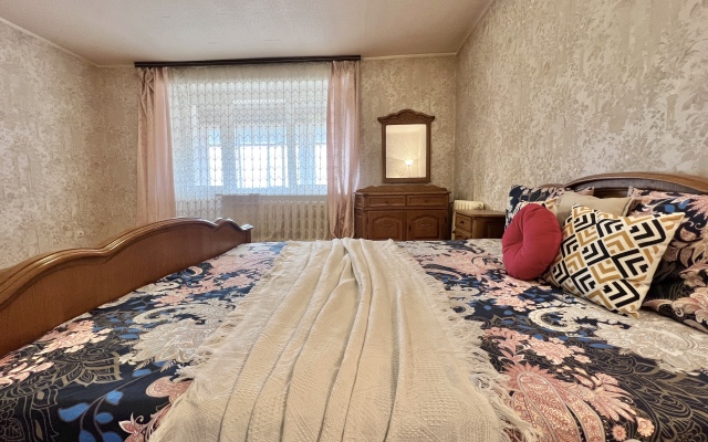 3-kom Plekhanova 96-32 Kaluga tsentr KakDoma Flat