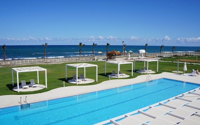 Aphrodite Beachfront Village Apartments