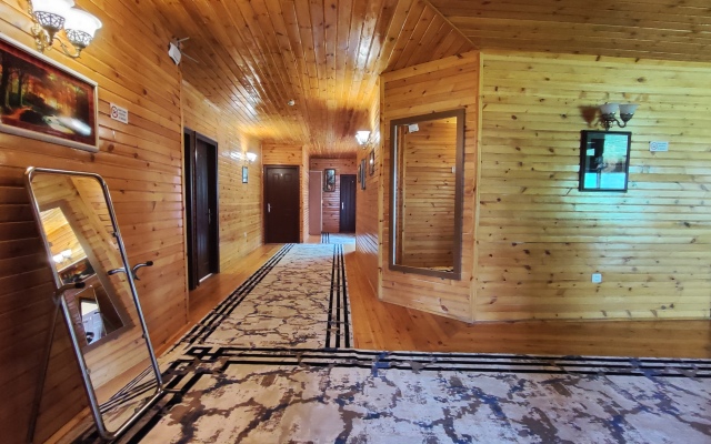 Kungut Hotel & Resort