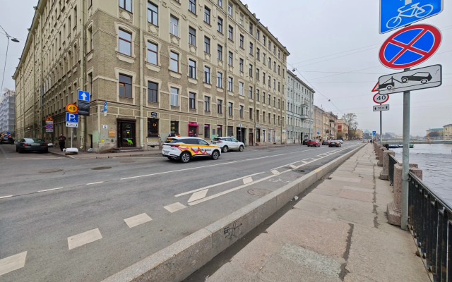 Fontanka 96: Uyutnaya Biznes-Klassa Flat
