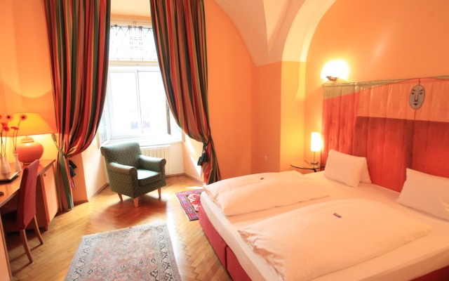 Отель Boutique Hotel Dom - Rooms & Suites