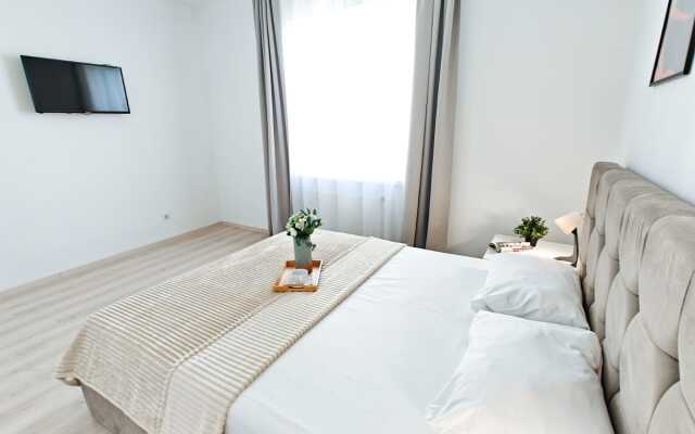 Квартира Трёхкомнатная Виз Центр