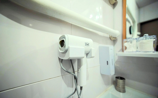 Квартира кинотеатр у метро