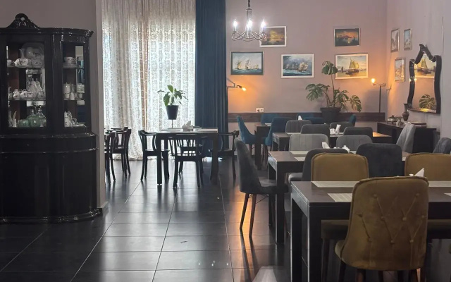 Aura Boutique