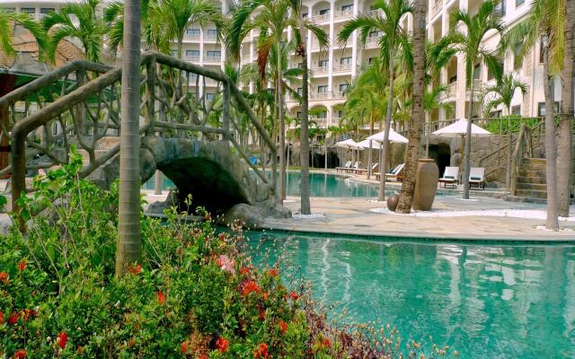 Olalani Resort  Hotel And Condotel