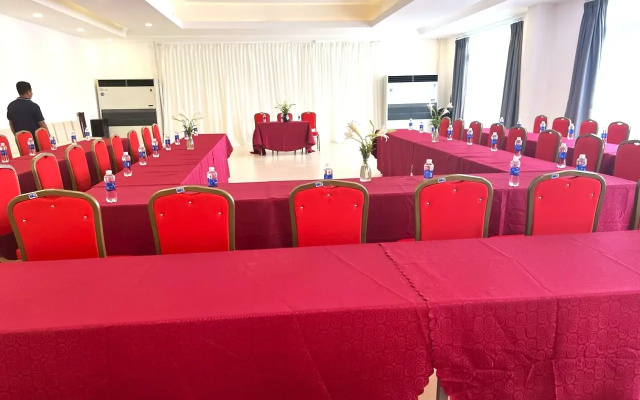 Отель Orson Hotel & Resort Con Dao