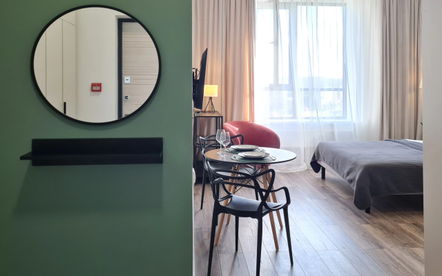 Green Studio Apartment