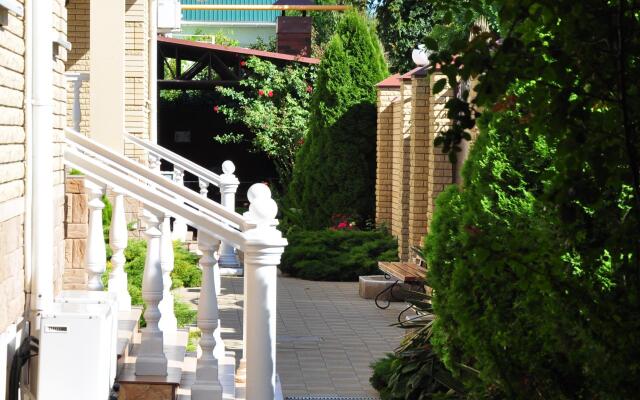 Astoriya Guest house