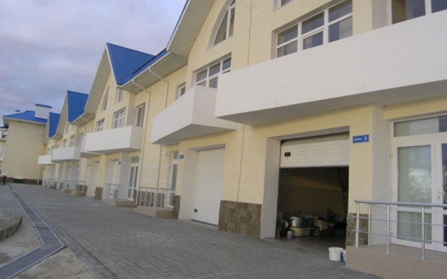 Zhemchuzhina Koktebelya Hotel