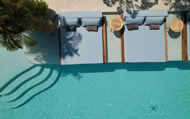 Pilos Suites Hotel