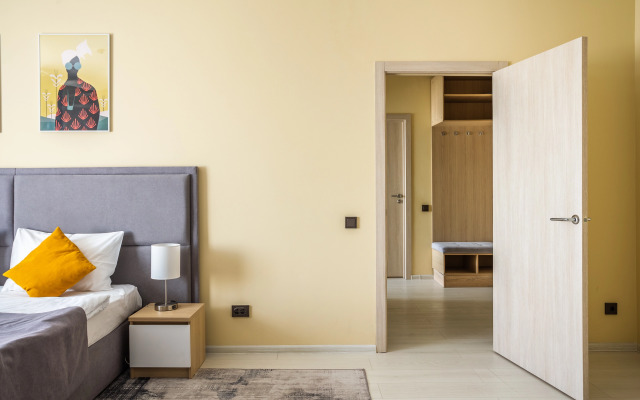 Lyuks V Novom Zhk Na Vasilyevskom U Metro Apartments