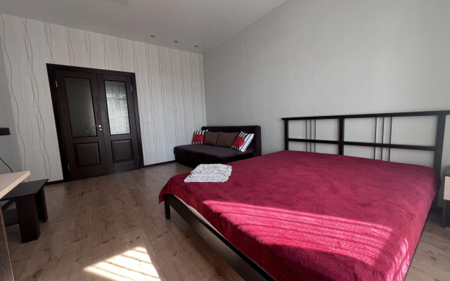 Квартира на Ул Семьи Шамшеных 24к2