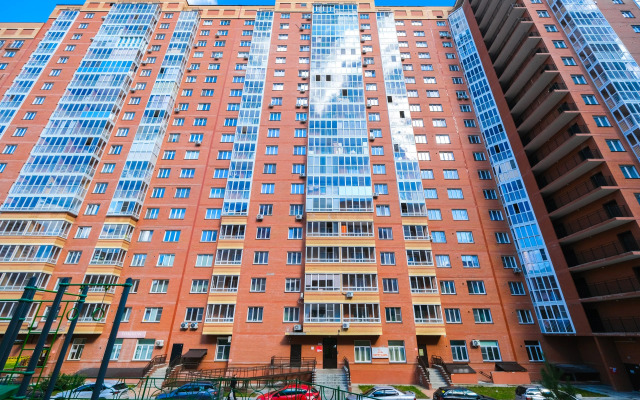 Kvartirka-Nsk Na Ul. Startovaya 1 Flat