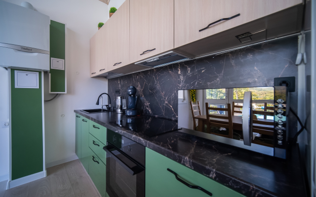 S Basseynom Mansardoy I Vidom Na Gory Private house