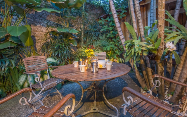 Esha Drupadi I Villa