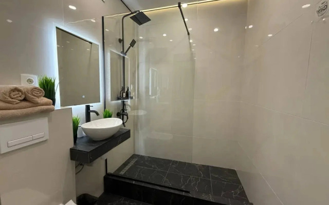 Апартаменты на Баумана 6