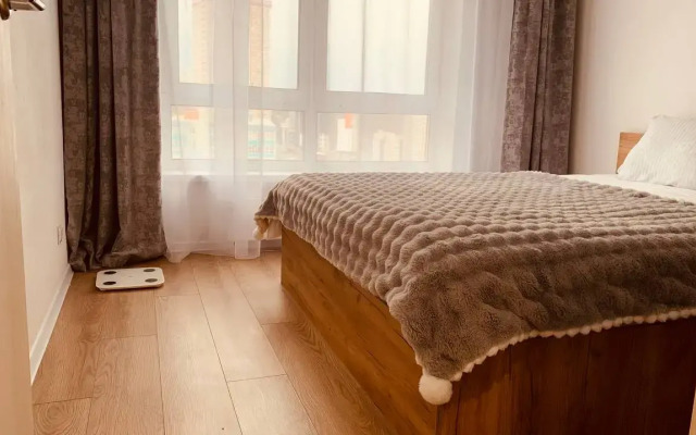 3 komnatnaya ryadom s morem Flat