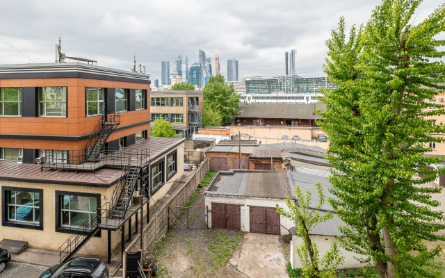 Апартаменты Кварт-Отель, Бережковская Набережная 12