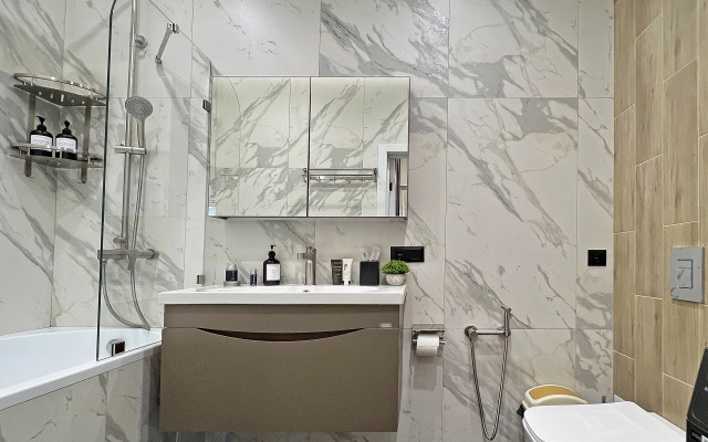 Stilnye s Vidom i Dizaynerskim Remontom Apartments