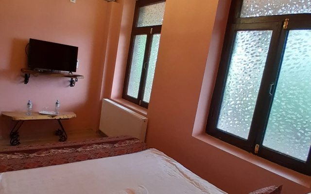 Бутик-отель Ch�teau Fort de Manavi, Boutique Hotel