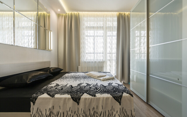 Admirala Cherkova 18/1 Flat