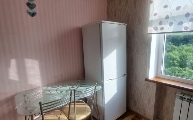 Na Shosseynoy Flat