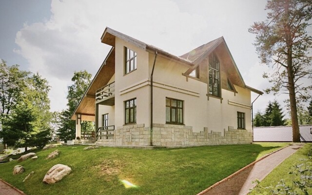 Chernika Haus Guest house