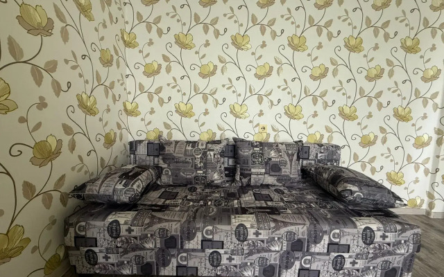 1-Komnatnaya Na Bulvare Tekstilschikov 10 Flat