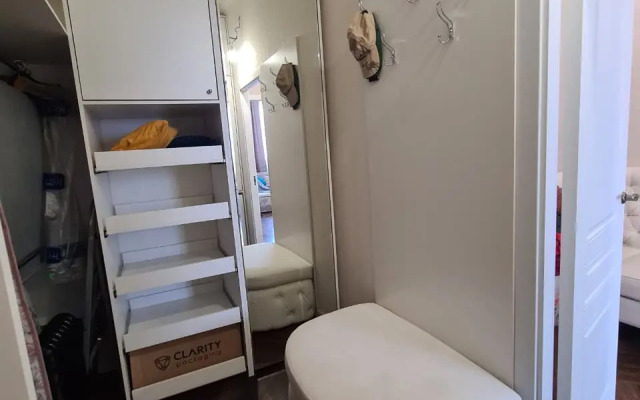 Апартаменты Кино в ЖК 5 звезд