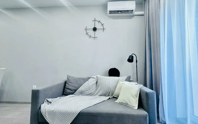 Квартира уютная у озера в тени соснового парка