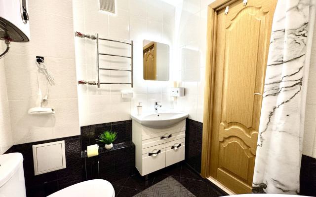 Uyutnaya Na ul.dybenko, 23 (ryadom S TC Kosmoport) Flat