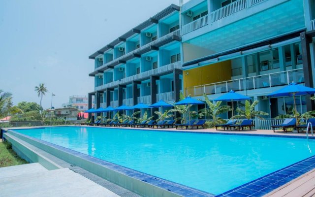 Отель Trincomalee Beach Resort & Spa