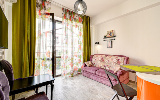 V Siriuse Uyutnaya I Komfortnaya Flat