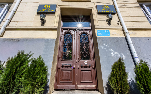 hotelImage