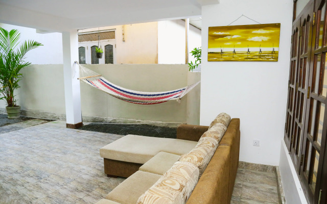Eden Hikkaduwa Villa