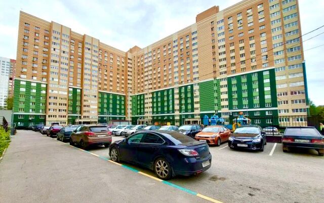 Yevro 3-Kh Komnatnye Apartamenty Na Sheremetyevskoy 10k5 Apartments