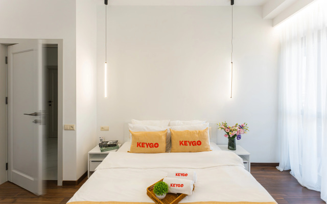KeyGo #0098, 1 Bedroom, Near City Center Apartments