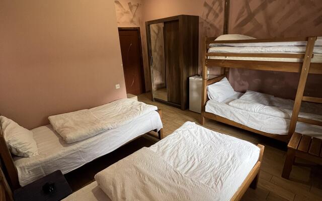 Guest house 15