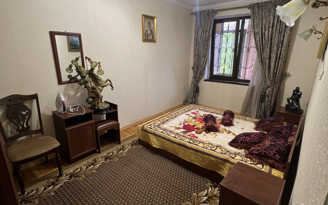 Lyuks Flat