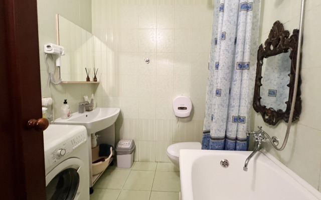 Квартира Двухкомнатная Студя в Центре