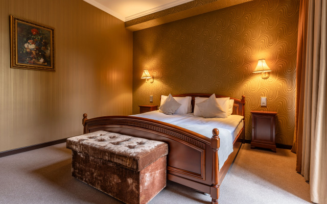Azimut Park Hotel& SPA Repino