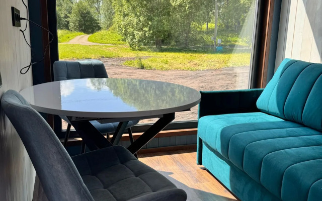 Гостевой дом Гостевые дома Family и Studio на Берегу Ладоги