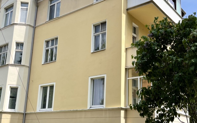 White Cat Apartments