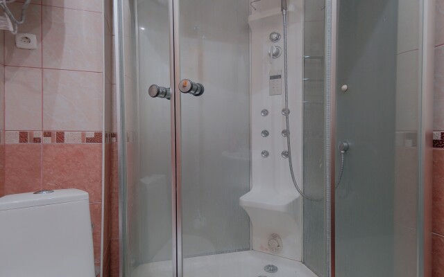 Na Varshavskoy Ulitse Apartments