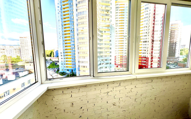 Uutnye Apartamenty v ZK Raduznyj Luks (ul. Solnecnaa 18)
