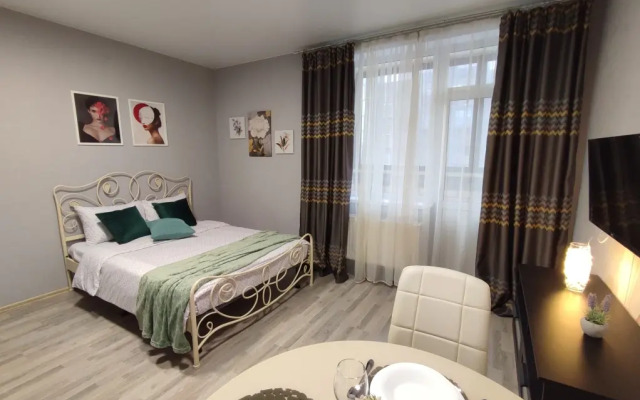 Apartment Atmosphere-Romantic 2