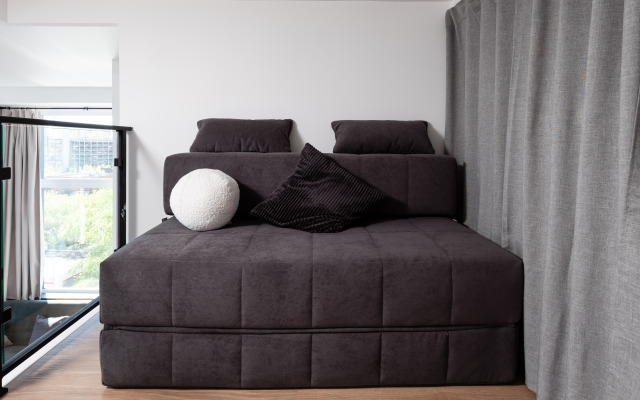 Kak doma Dizaynerskiy Loft U Metro Nagornaya Apartments