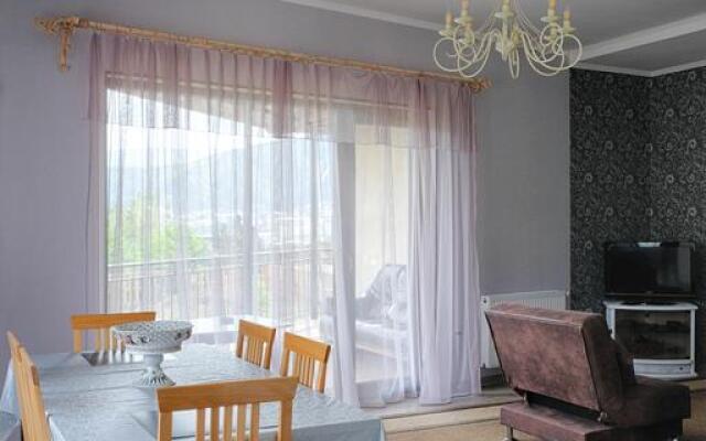 Niko Home Guest House