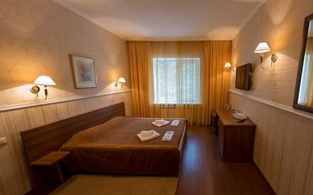 Sky Azau Hotel